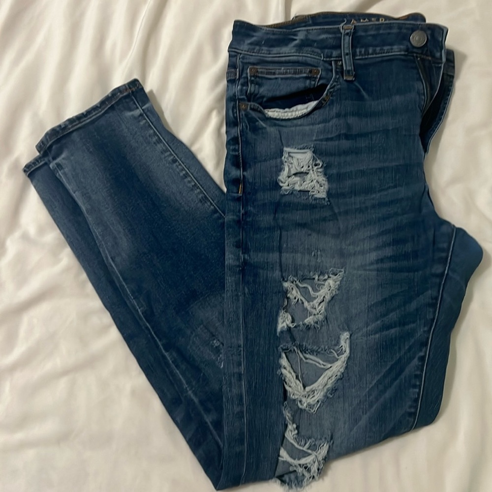 American Eagle Skinny Blue Jeans
